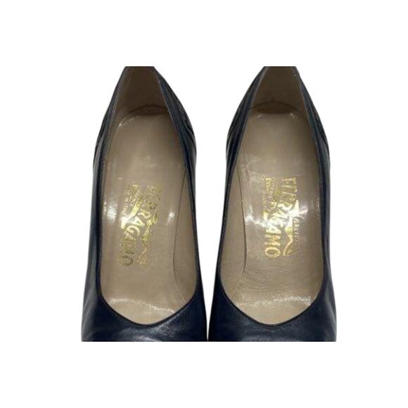 Authenticated Ferragamo Navy Reptile Leather Pumps - Picture 9 of 10
